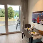 Stunning Woerthersee 15 Apartment *