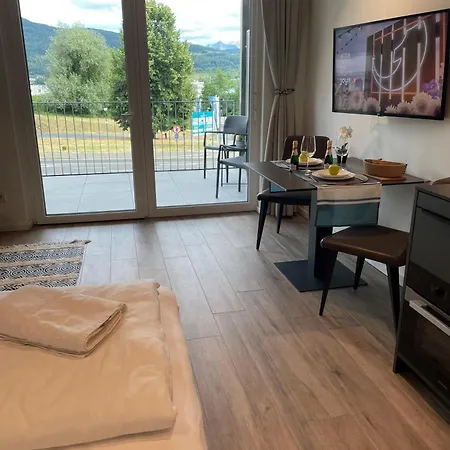 Stunning Woerthersee 15 * Sekull