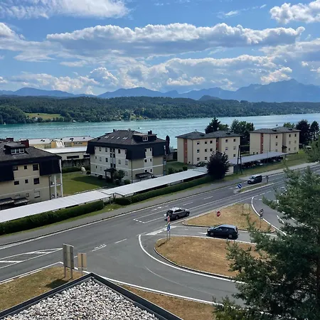 Stunning Woerthersee 15 *