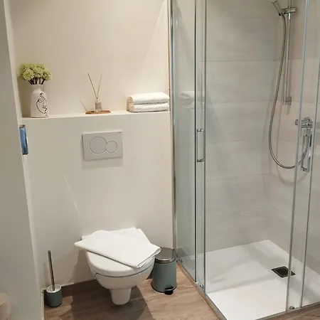 Stunning Woerthersee 15 * Sekull