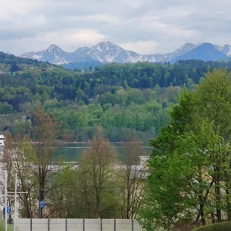 アパート Stunning Woerthersee 15 Sekull